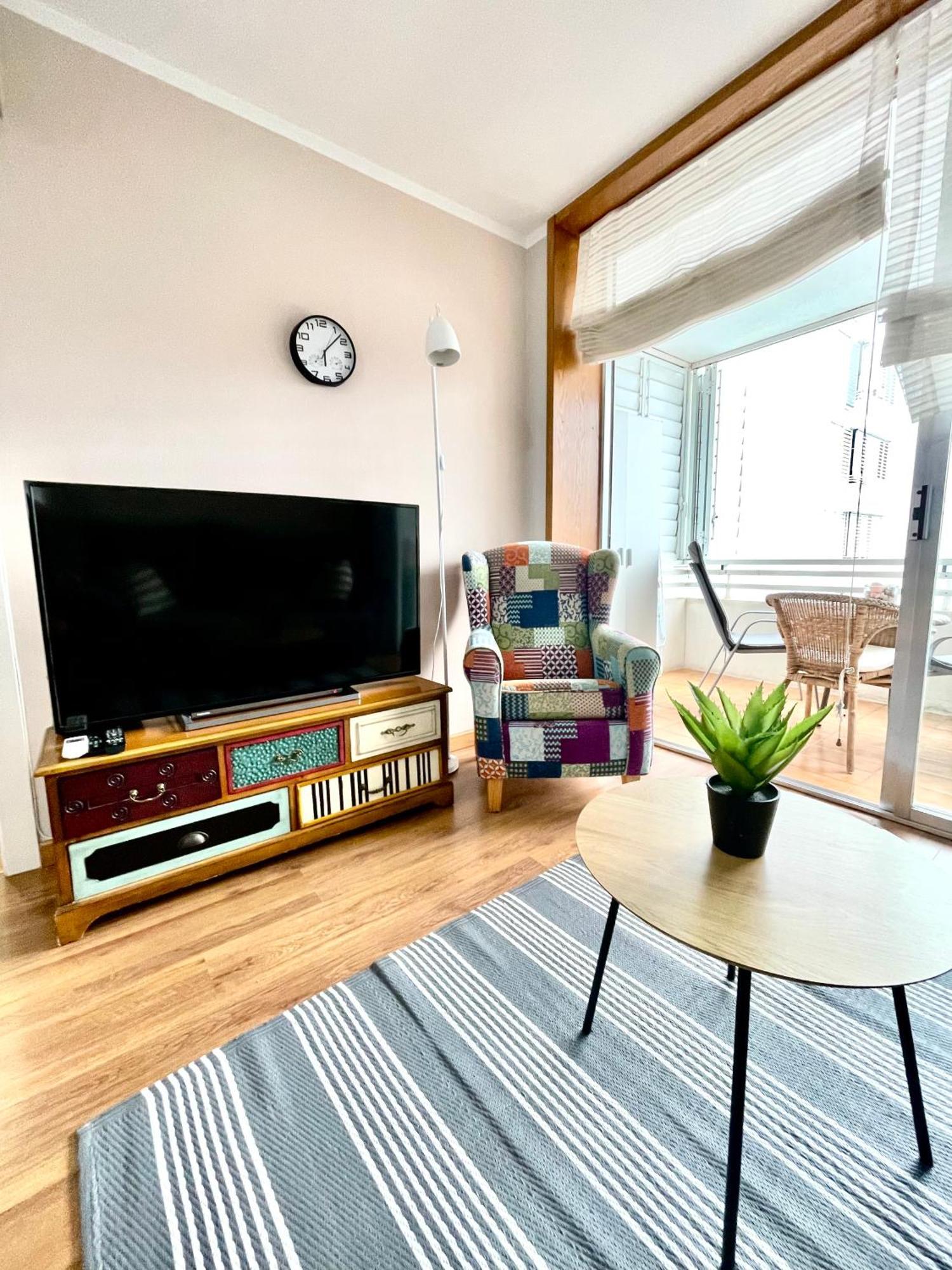 Appartement Seahomes Vacations, La Bleue, Beach&pool, Pk, Full Equipped In Fenals