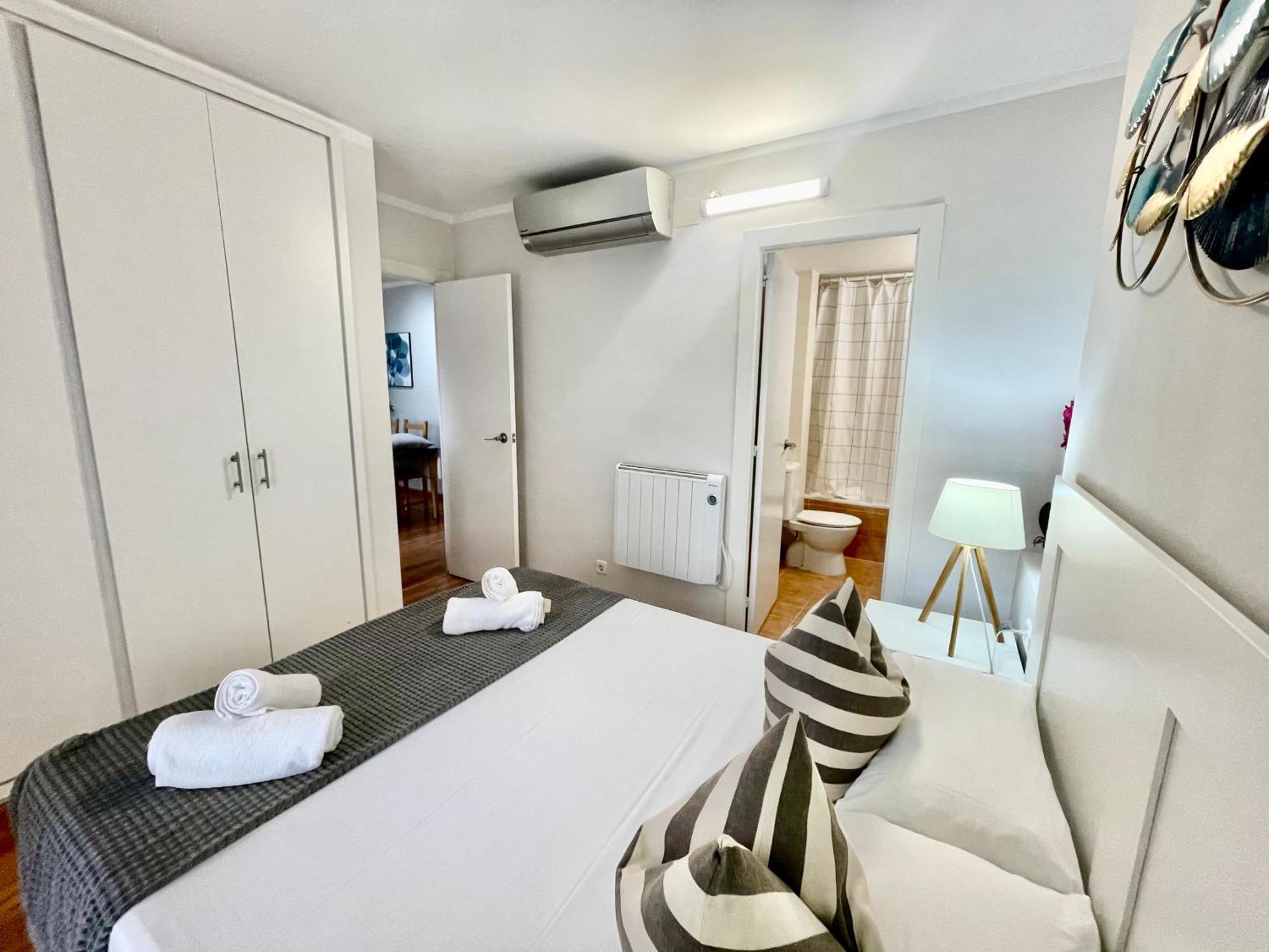 Appartement Seahomes Vacations, La Bleue, Beach&pool, Pk, Full Equipped In Fenals Lloret de Mar